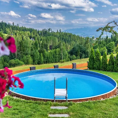 別荘 Luxury Villa, Pool, Sauna, Jacuzzi ノヴィ・タルク