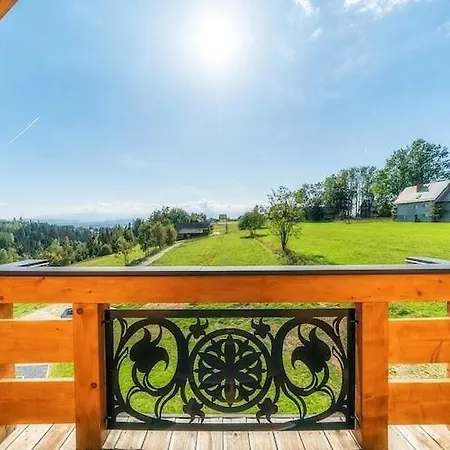 別荘 Luxury Villa, Pool, Sauna, Jacuzzi ノヴィ・タルク