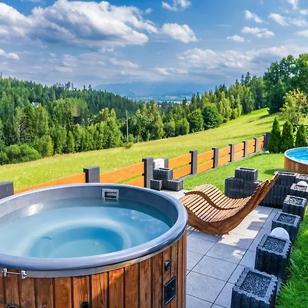 別荘 Luxury Villa, Pool, Sauna, Jacuzzi ノヴィ・タルク